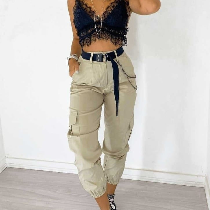 Calça Jogger Cargo de Sarja Importada com Bolso Lateral